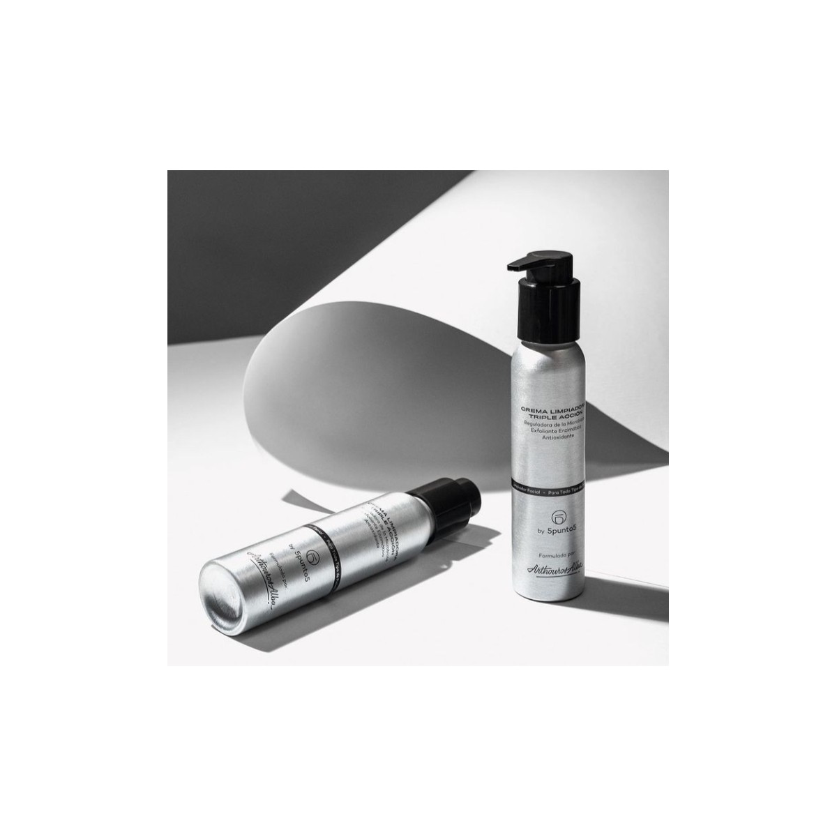 5 Punto 5 Crema Limpiadora Triple Formulada Por Arthouros Alba 100 ml