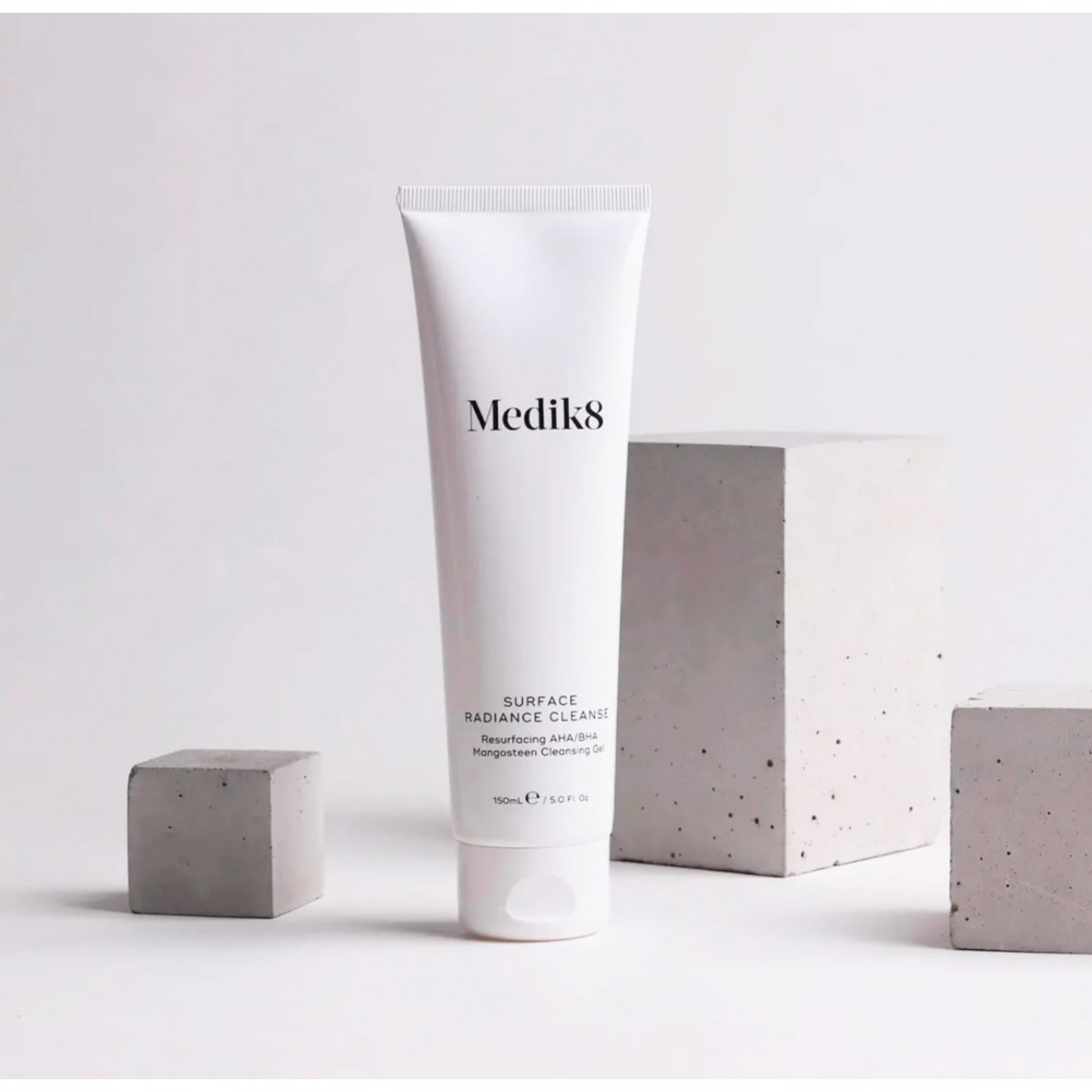 MEDIK8 SURFACE RADIANCE CLEANSE 150 ML